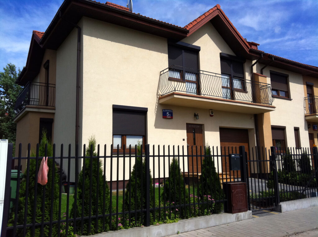 Segmenty przy Chełmońskiego